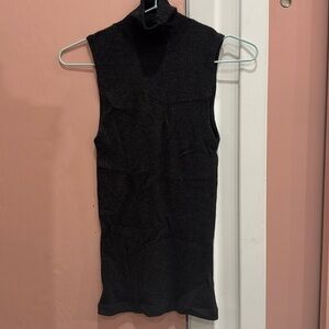 Like new Giorgio Armani womens grey ribbed sleevles turtleneck size US 10